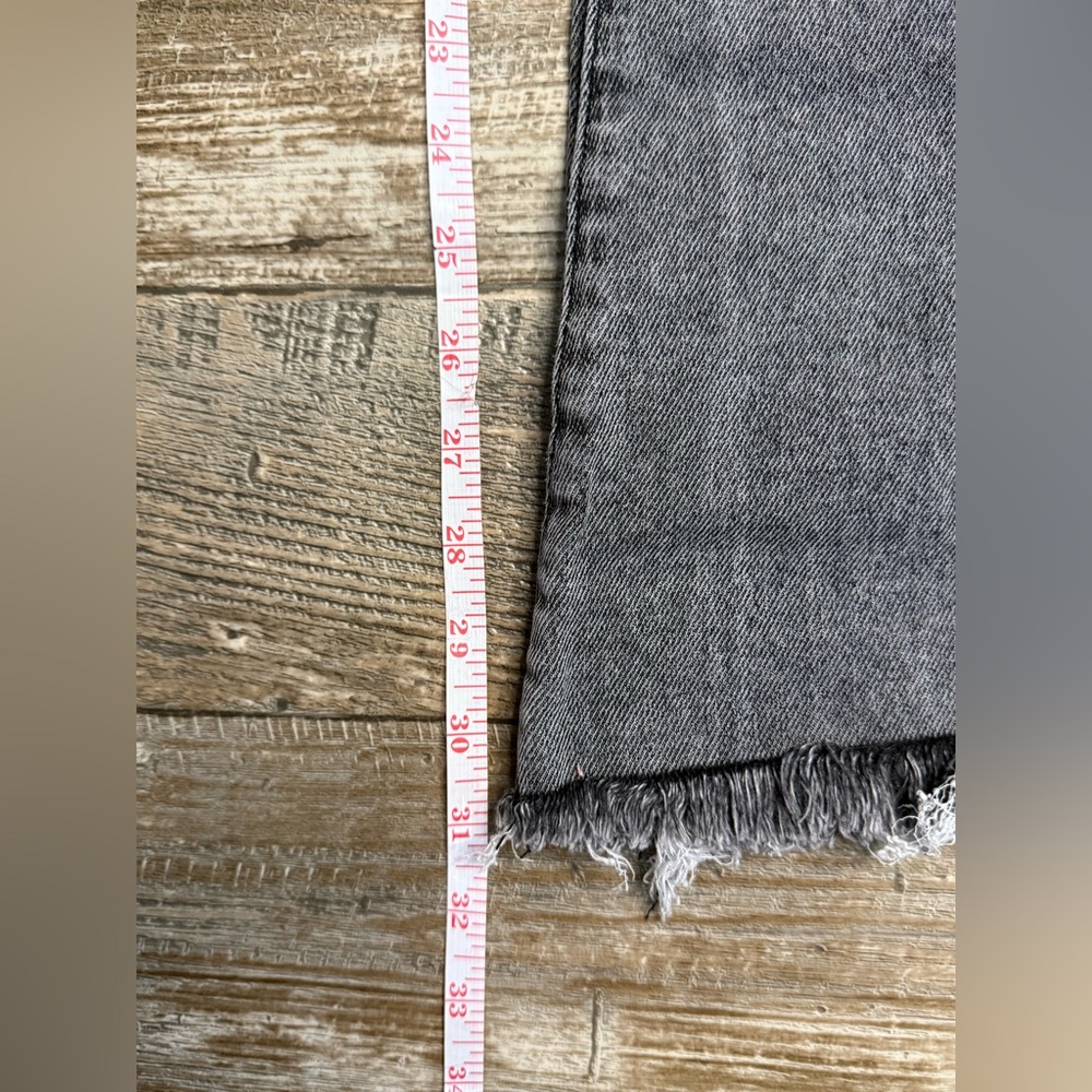Risen  Flare Gray Women's distressed Jeans Size9/29 - Picture 3 of 9